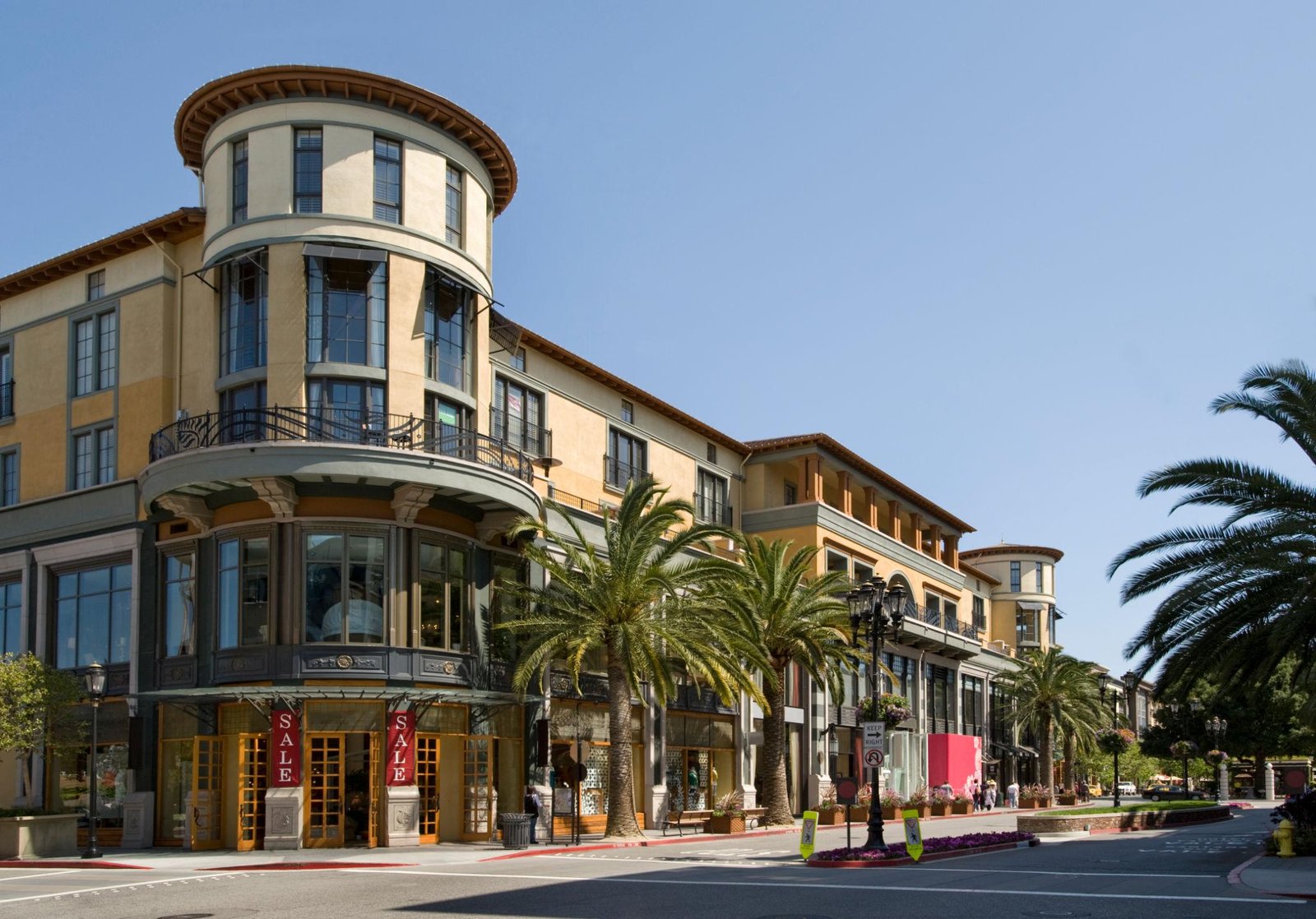 Santana Row Mall